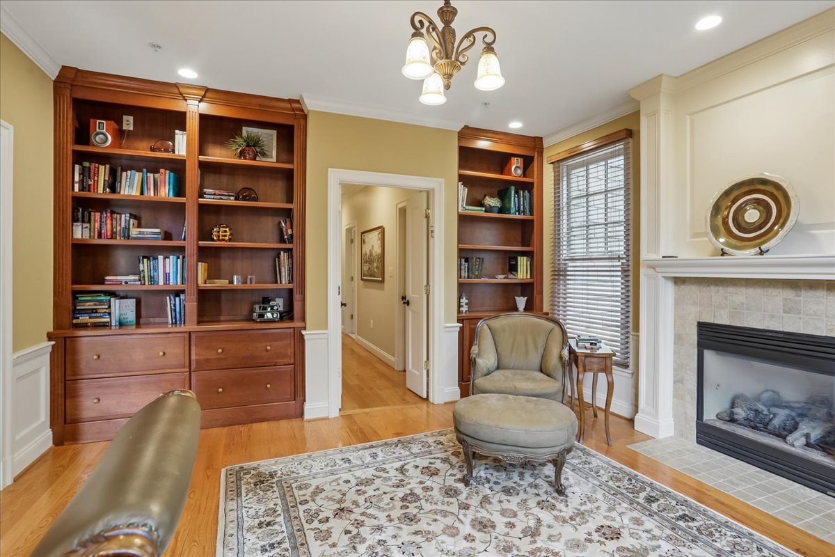 11736 Gainsborough Road Potomac, MD 20854 - Photo 20 of 90