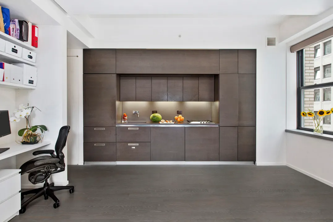 $7,200 | 20 Pine Street, Unit 2704 | Financial District