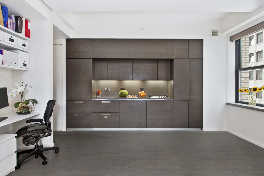 20 Pine Street, Unit 2704 Manhattan, NY 10005 - Photo 3 of 8