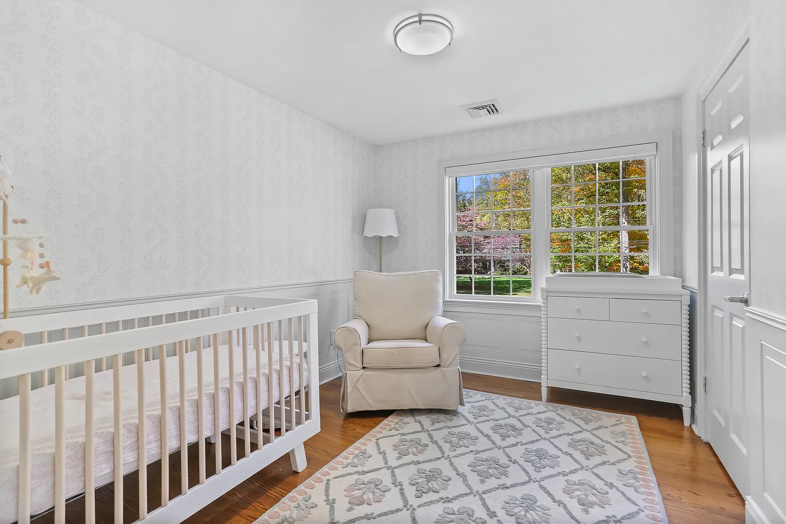 281 Wood House Road Fairfield, CT 06824 - Photo 18 of 28