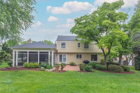 Contact Agent | 9108 Hunting Horn Lane, Potomac, MD 20854