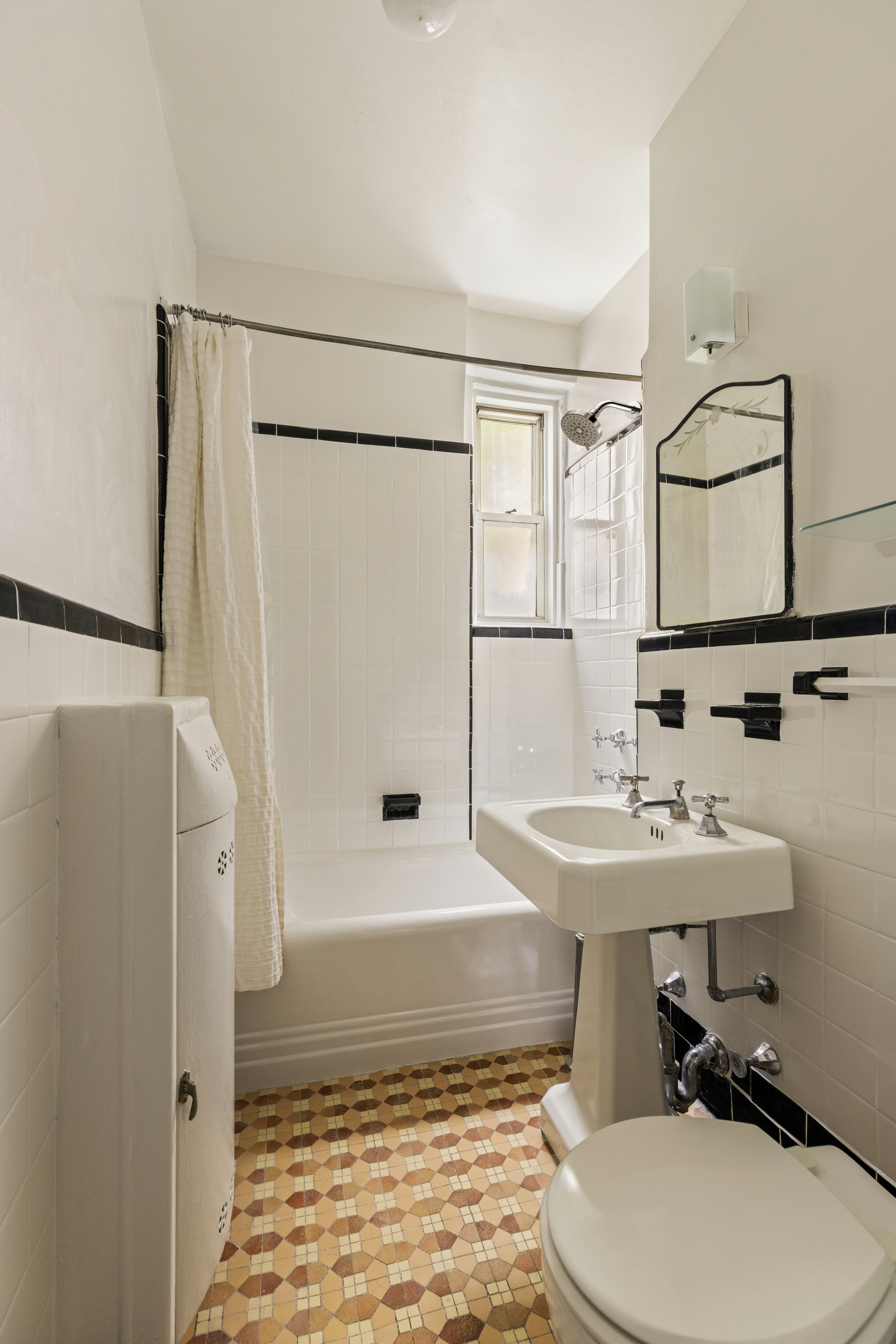 140 8th Avenue, Unit 1N Brooklyn, NY 11215 - Photo 8 of 12