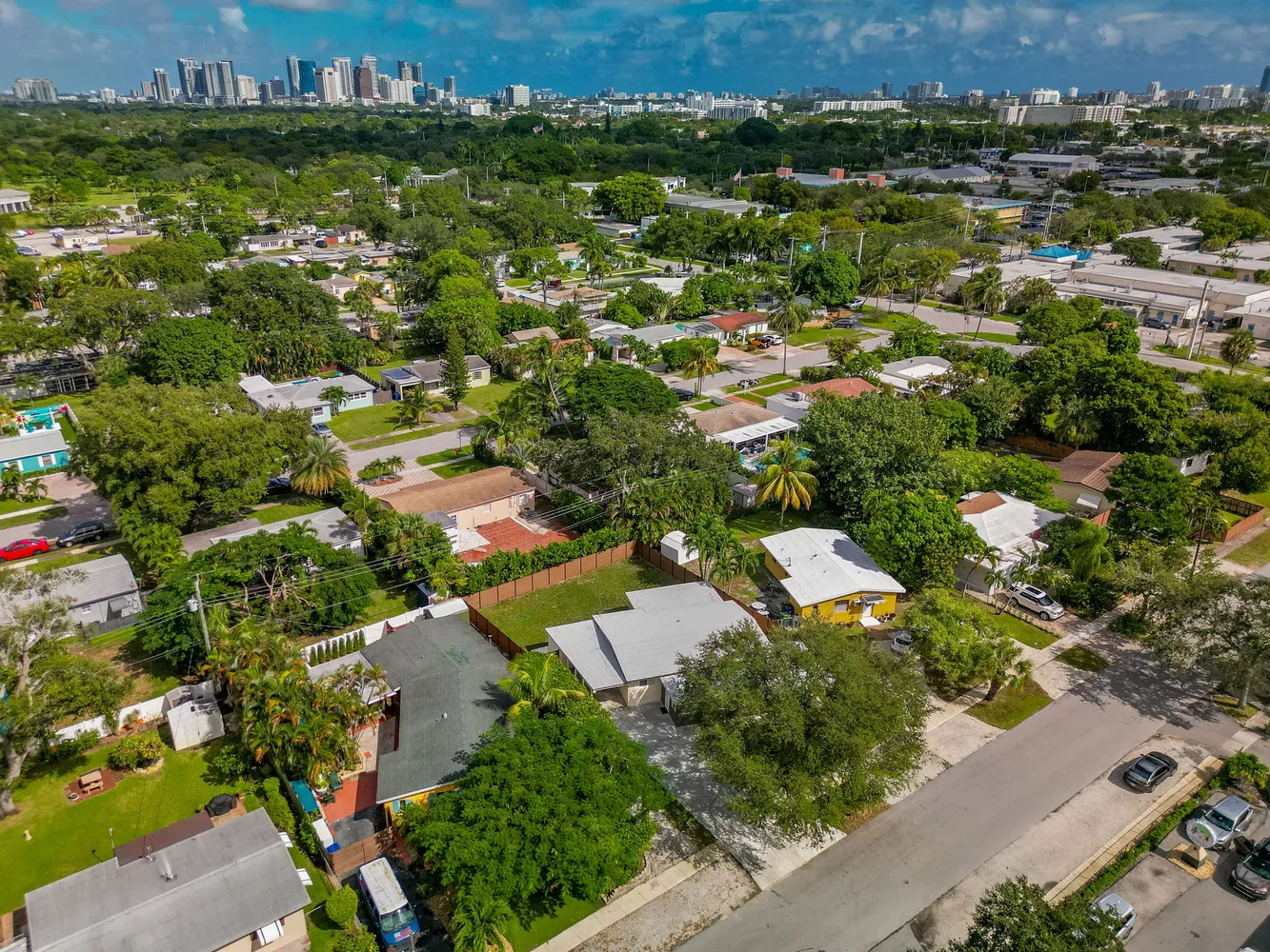 $599,900 | 823 Southwest 27th Street, Fort Lauderdale, FL 33315