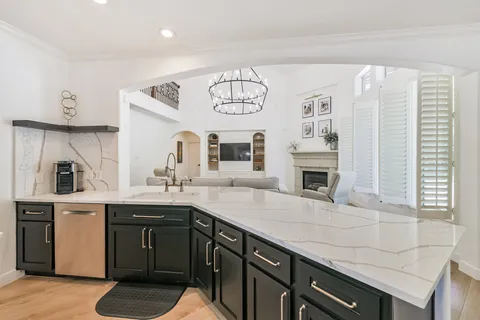 $715,000 | 14107 Hunters Lake Way, Houston, TX 77044