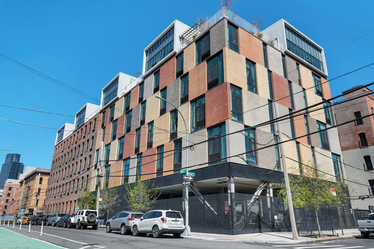 122 West Street, Unit 5H Brooklyn, NY 11222 - Photo 11 of 12