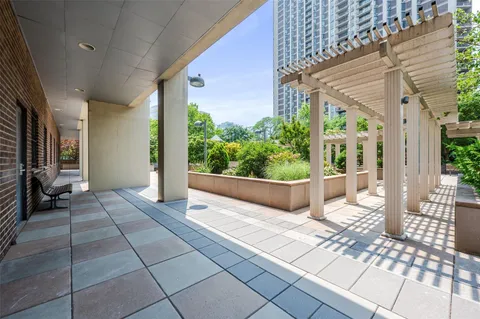 $3,350,000 | 37 Henry Street | Brooklyn Heights