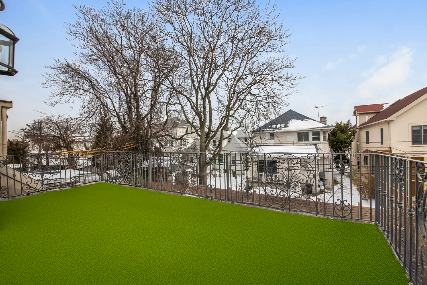 $2,495,000 | 153 Amherst Street | Manhattan Beach