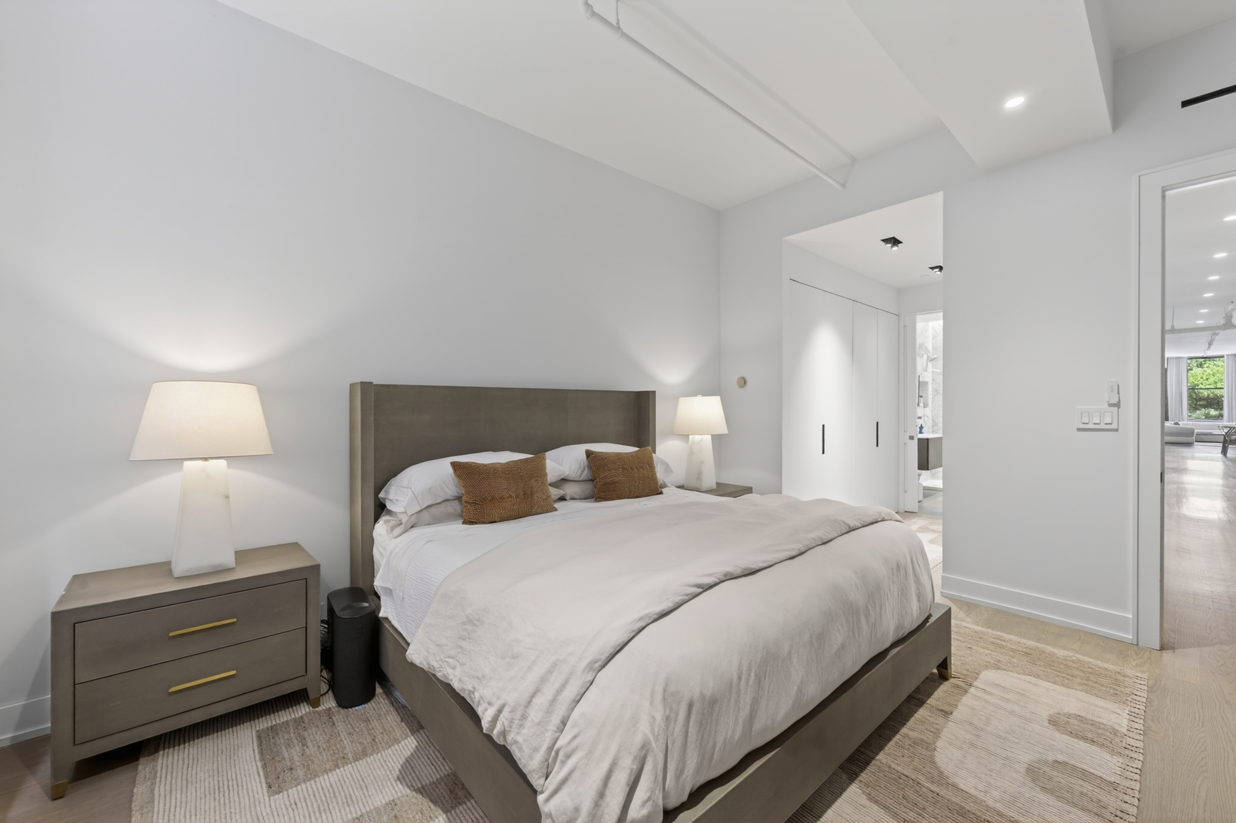 155 Hudson Street, Unit 2S Manhattan, NY 10013 - Photo 14 of 17
