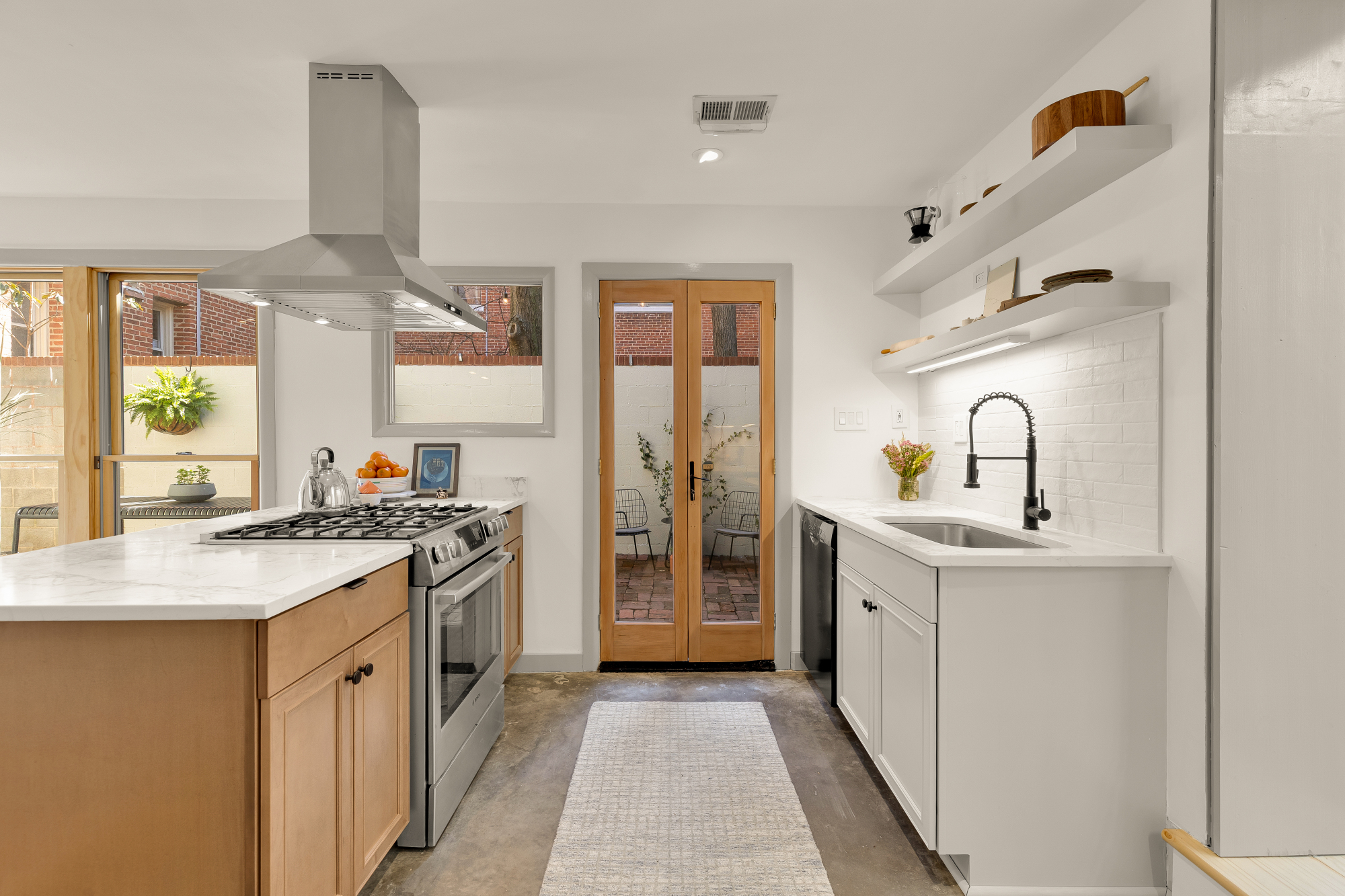 20 9th Street Northeast Washington, DC 20002 - Photo 5 of 18