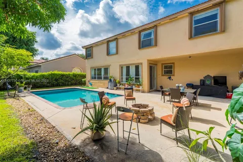 $1,100,000 | 10777 Charleston Place, Cooper City, FL 33026