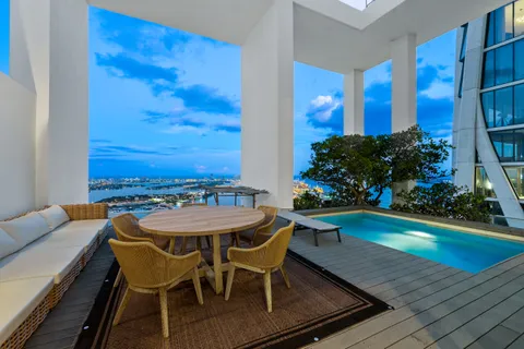 $6,750,000 | 1040 Biscayne Boulevard, Unit 4602, Miami, FL 33132