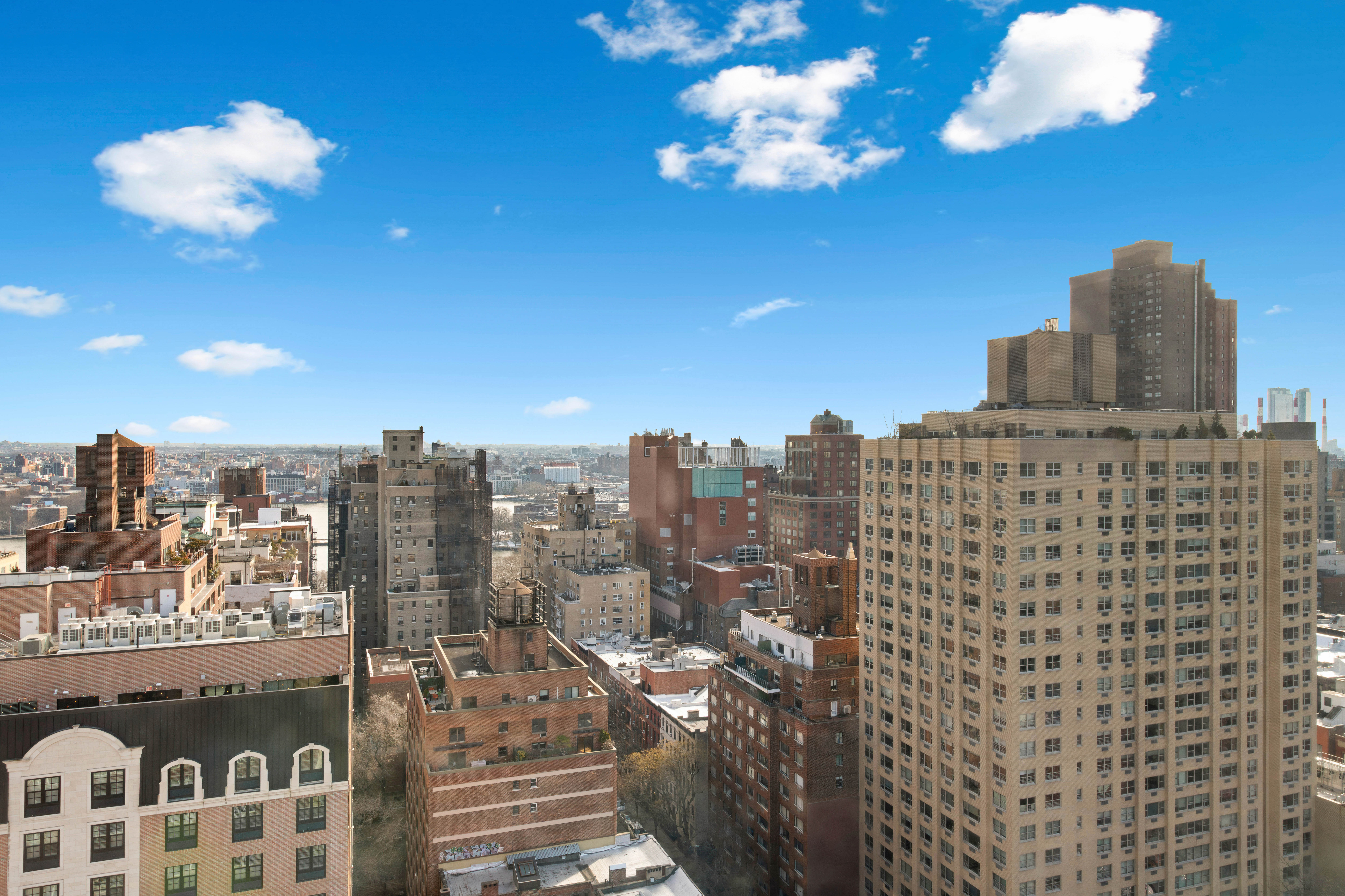 444 East 86th Street, Unit 25EF Manhattan, NY 10028 - Photo 13 of 18 a view of a city