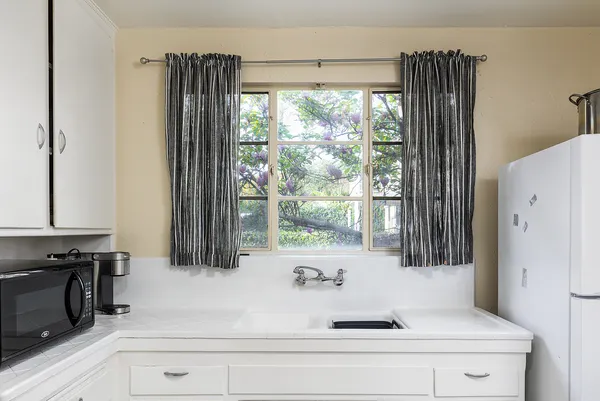 $1,900,000 | 1500 Navarro Avenue, Pasadena, CA 91103