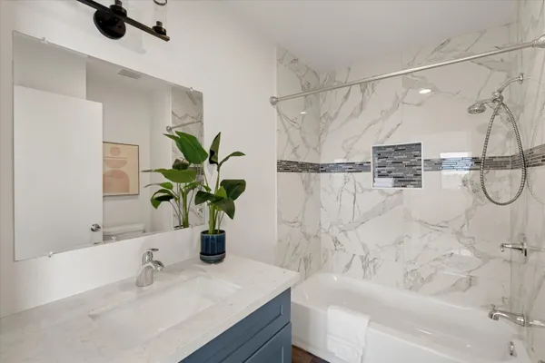 $525,000 | 850 West 157th Street, Unit 6, Gardena, CA 90247