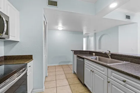 $199,000 | 2308 57th Circle, Vero Beach, FL 32966