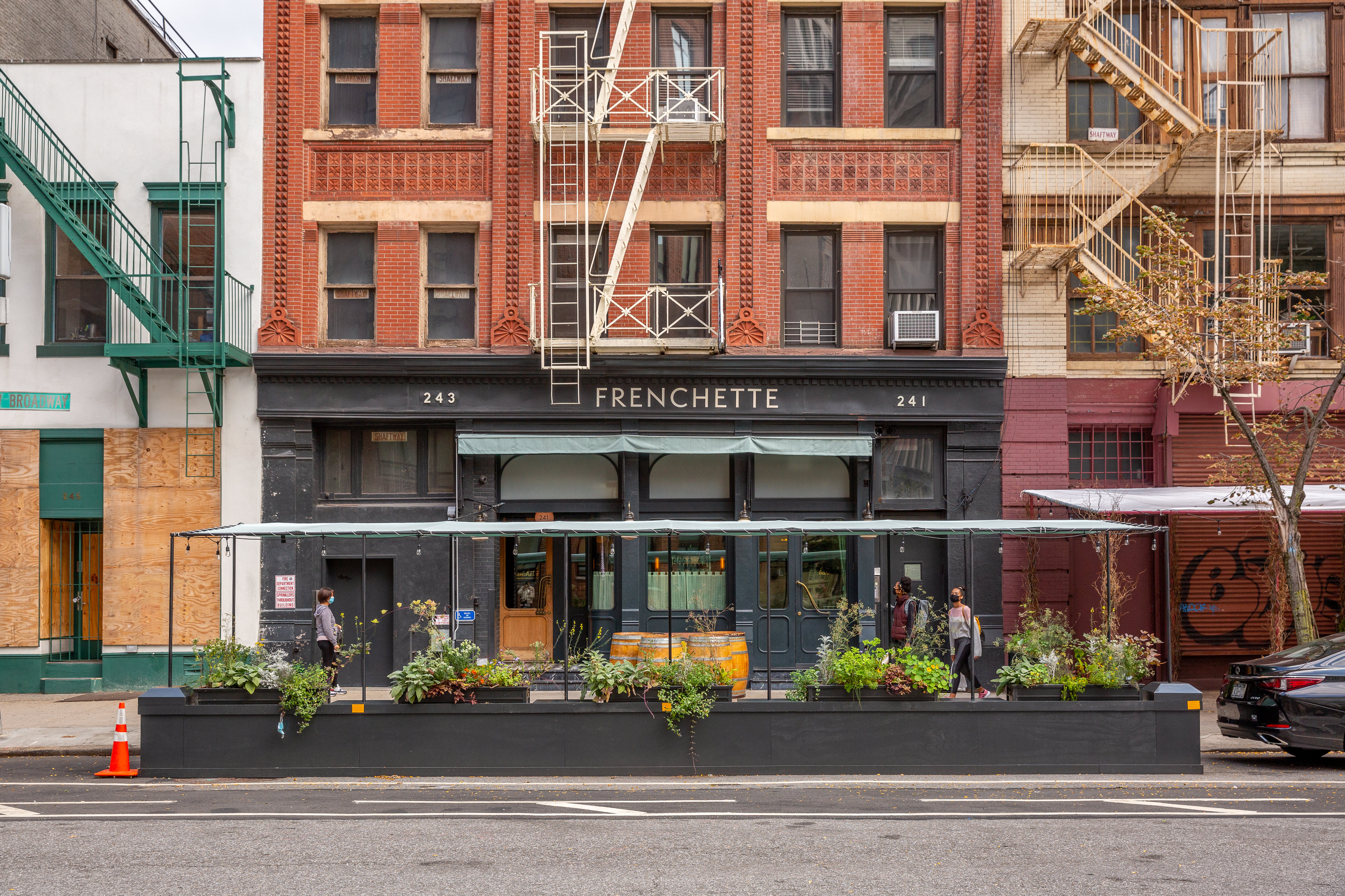 35 North Moore Street, Unit 6D Manhattan, NY 10013 - Photo 15 of 16