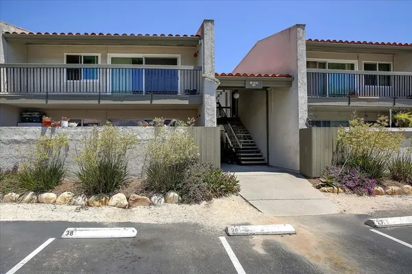 $675,000 | 47 Dearborn Place, Unit 26, Goleta, CA 93117