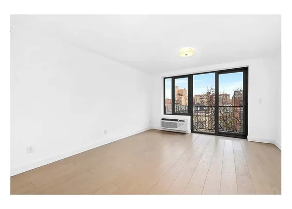 $2,200 | 2128 Ocean Avenue, Unit 6D | Homecrest