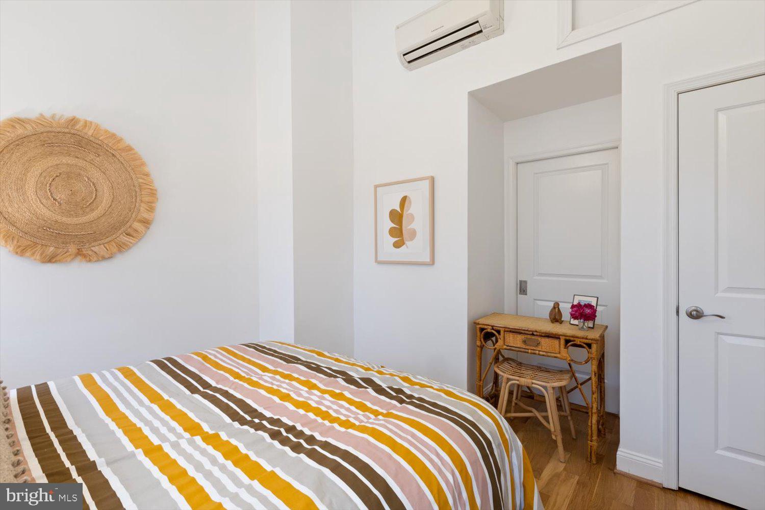 203 9th Street Southeast Washington, DC 20003 - Photo 35 of 47