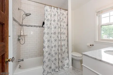 $799,000 | 19 Forest Avenue, Verona, NJ 07044
