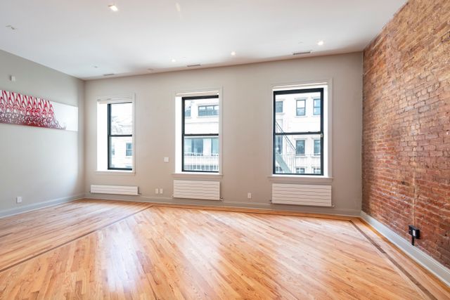 $3,000,000 | 22 Warren Street, Unit 5 | TriBeCa