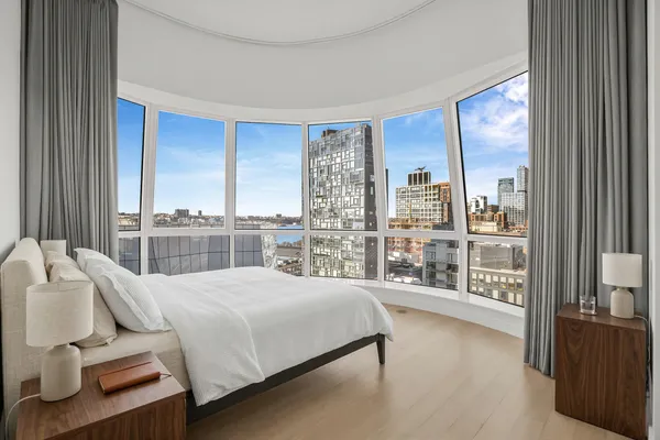 $40,000 | 515 West 18th Street, Unit 1504 | Chelsea