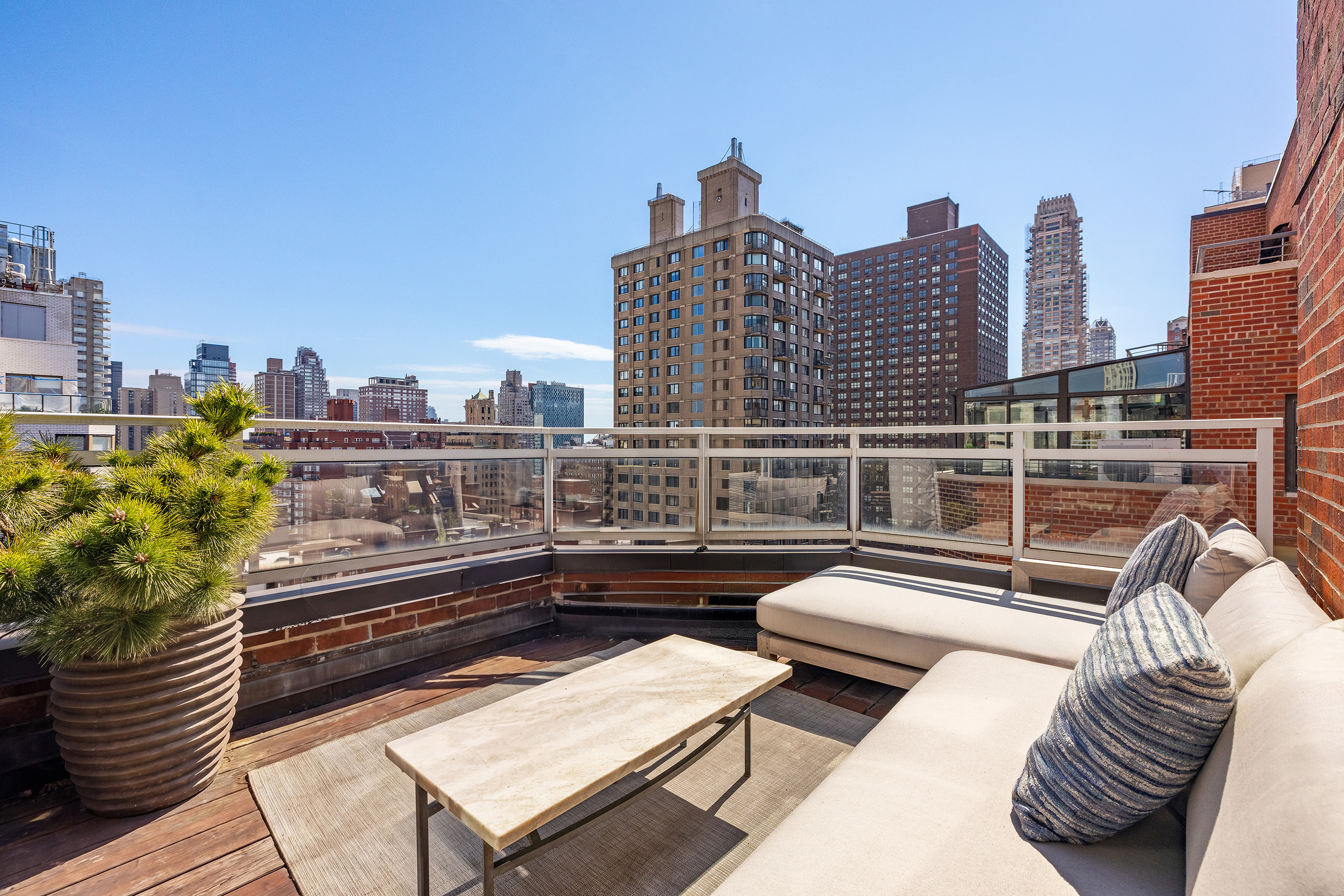174 East 74th Street, Unit PHC Manhattan, NY 10021 - Photo 8 of 9