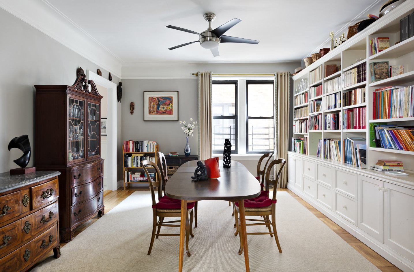 315 East 88th Street, Unit 4A Manhattan, NY 10128 - Photo 2 of 9