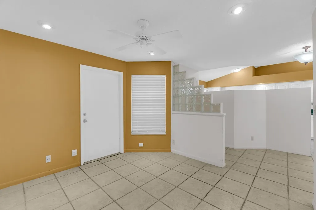 $410,000 | 8209 Waterford Avenue, Unit 8209, Tamarac, FL 33321