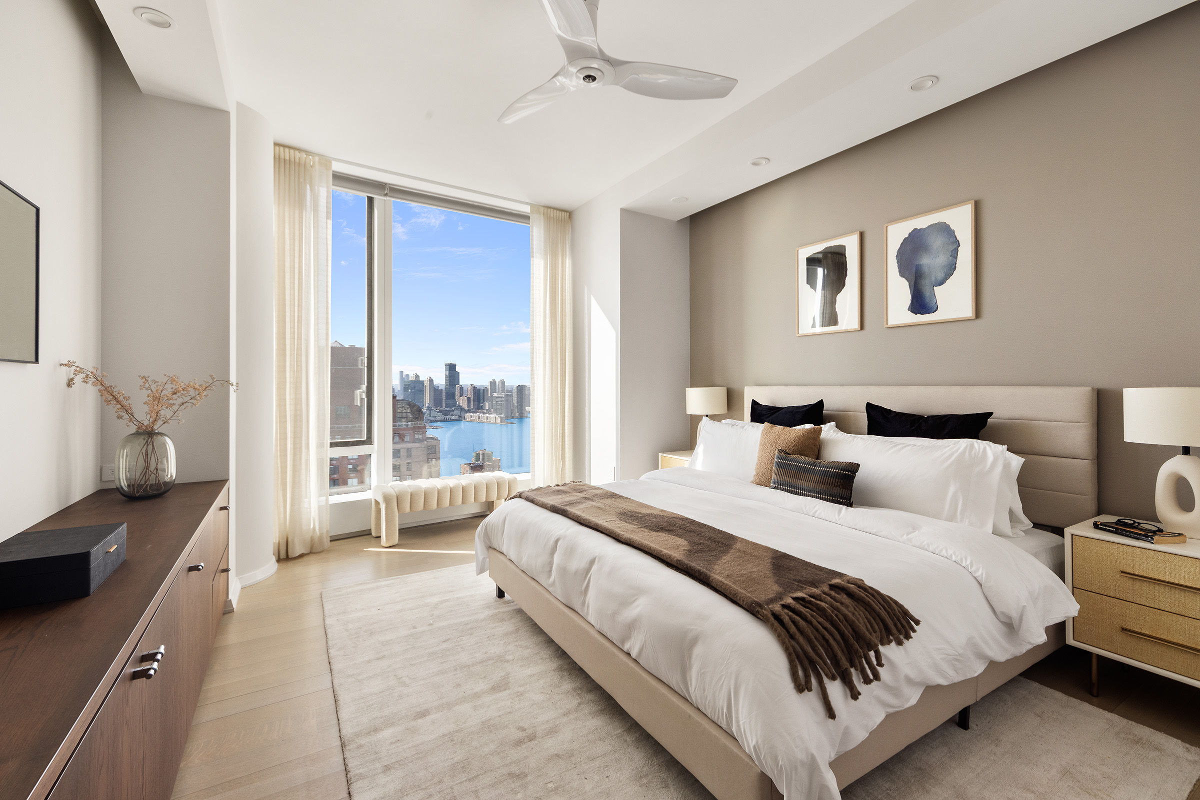 50 West Street, Unit 37C Manhattan, NY 10006 - Photo 12 of 43 Gallery Image 12