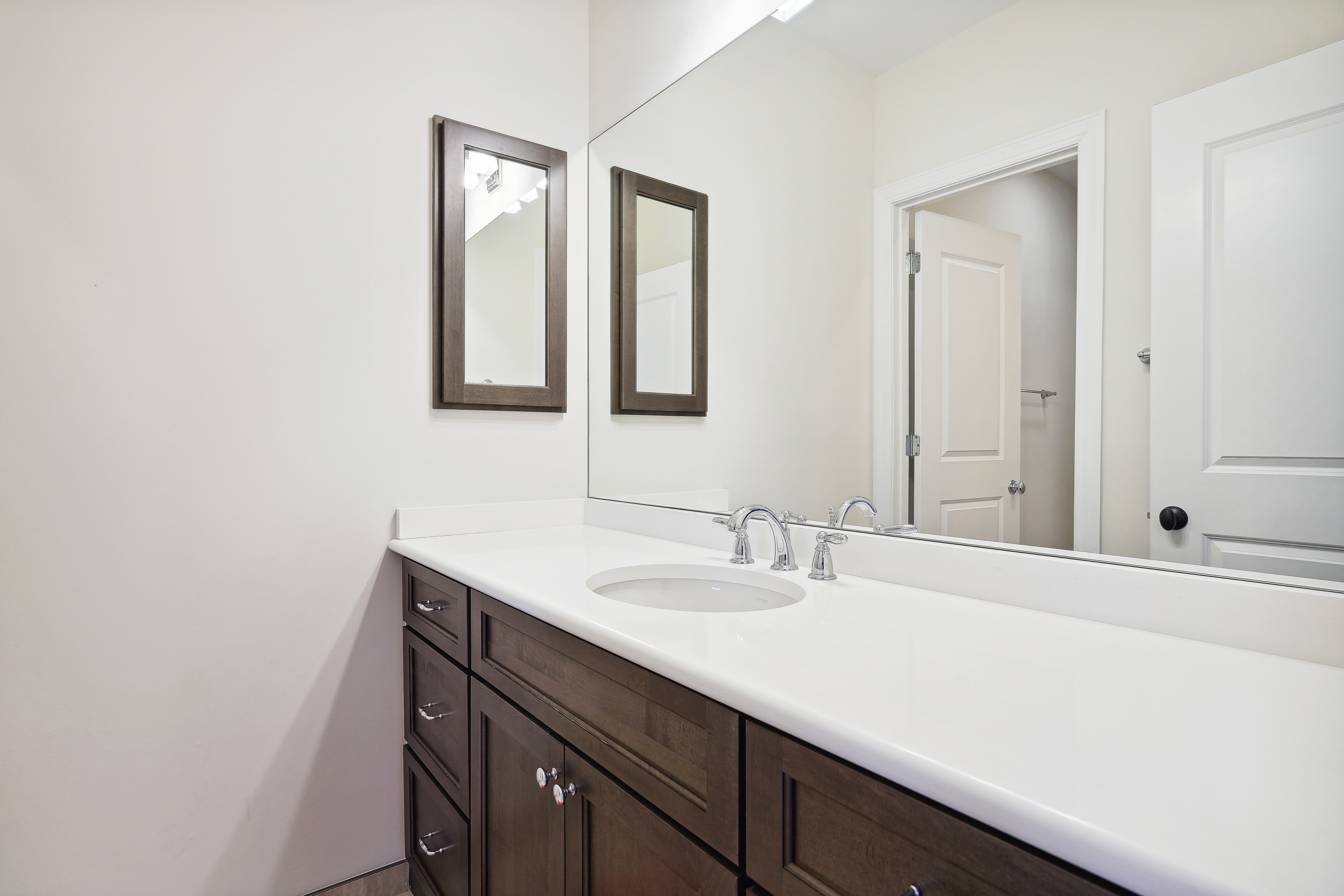 8919 Ridge Place Bethesda, MD 20817 - Photo 23 of 41