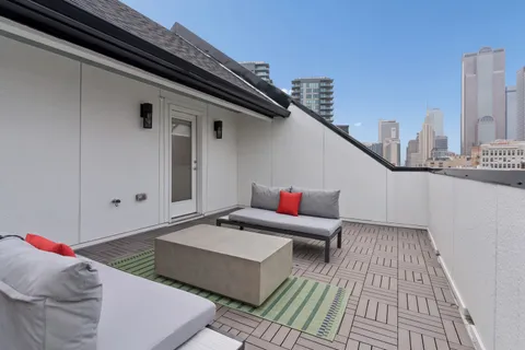 $794,900 | 2401 Canton Street, Unit 1003, Dallas, TX 75201