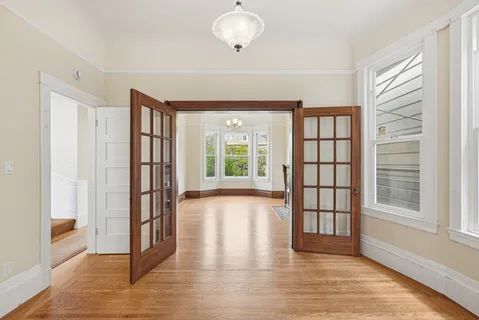 $13,500 | 747-749 Clayton Street, Unit 747, San Francisco, CA 94117