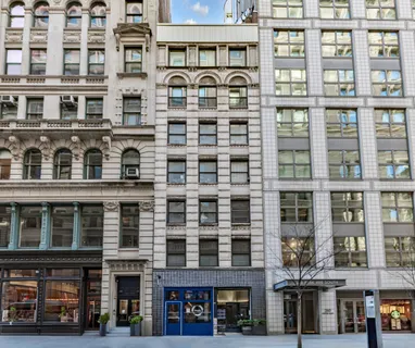 $2,100,000 | 47 East 19th Street, Unit 4 | Flatiron