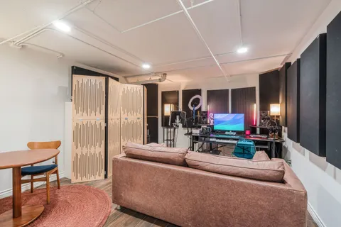 $2,795,000 | 833 17th Street, Unit 4, Santa Monica, CA 90403