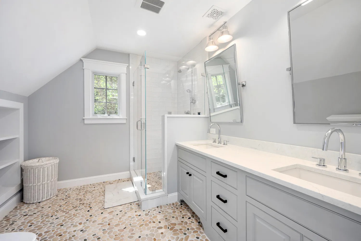 $2,700,000 | 239 Oxford Drive, Cotuit, MA 02635