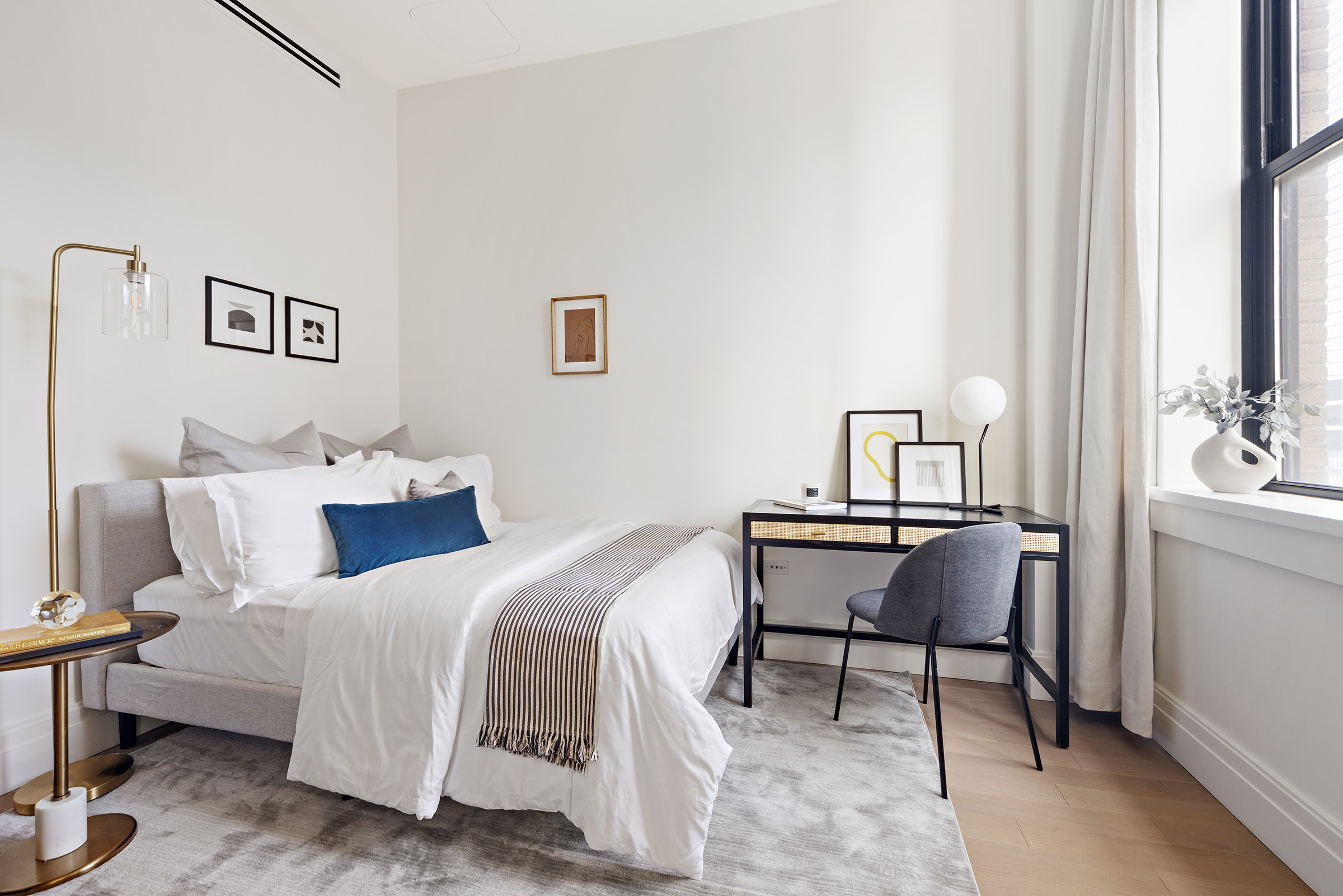 100 Barclay Street, Unit 16M Manhattan, NY 10007 - Photo 2 of 15