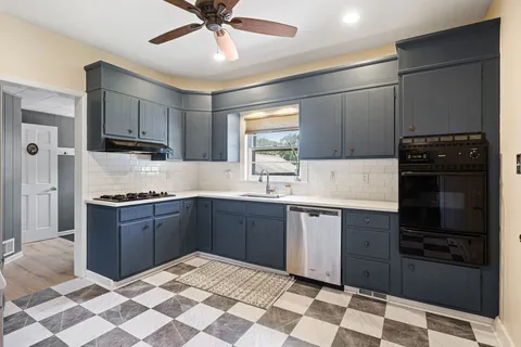Contact Agent | 6713 Walnut Avenue, Pennsauken, NJ 08109