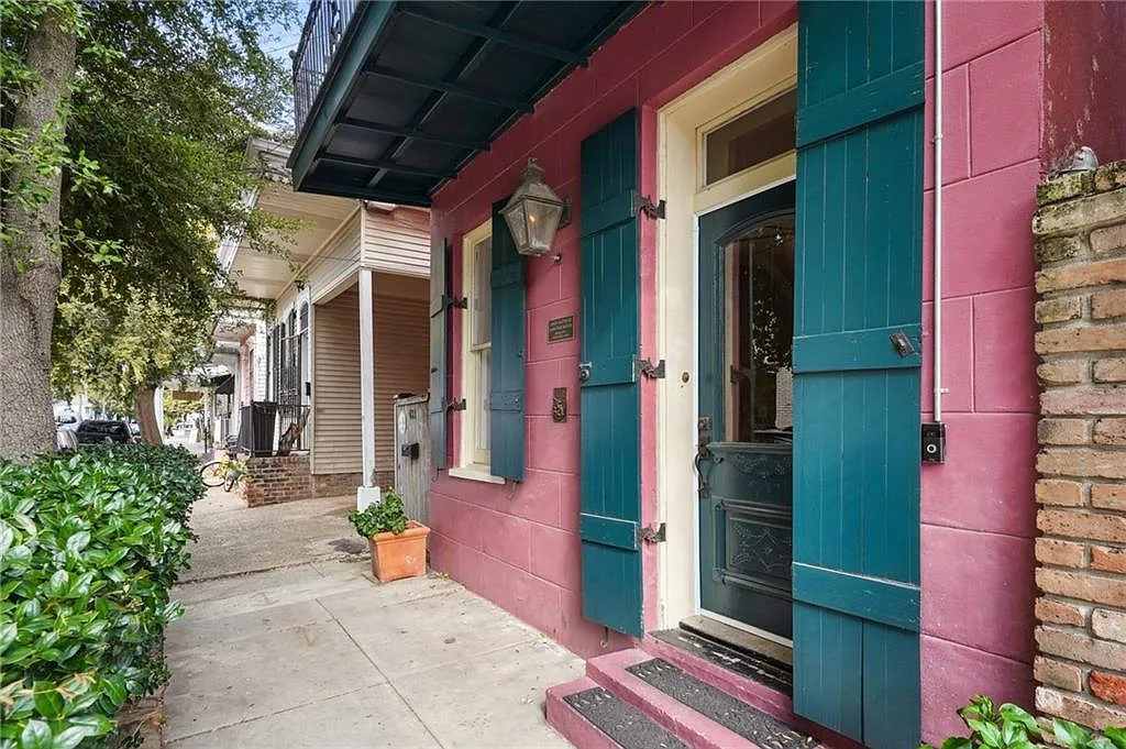 621 Mandeville Street New Orleans, LA 70117 - Photo 2 of 27