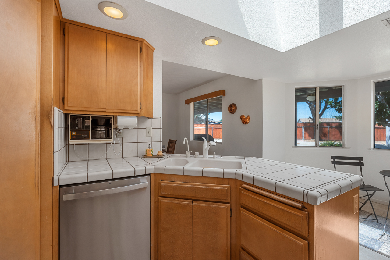 12450 Algonquin Road Apple Valley, CA 92308 - Photo 23 of 56