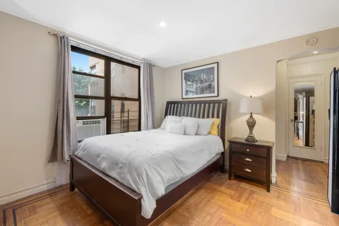 $159,900 | 860 Grand Concourse, Unit 4J | Concourse Village