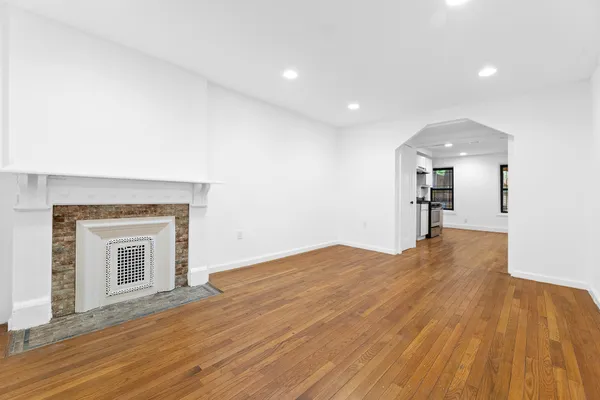 $3,450 | 731 Putnam Avenue, Unit 1 | Bedford-Stuyvesant