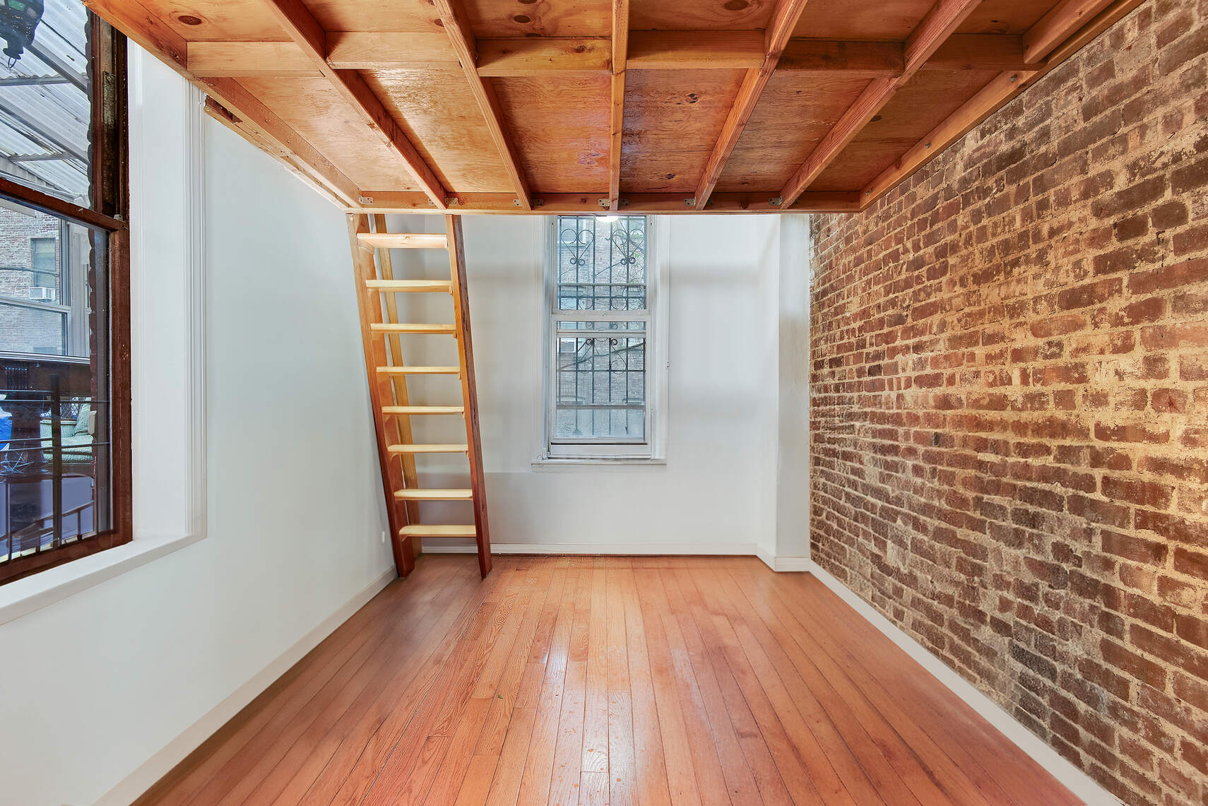 310 West 98th Street, Unit 1B Manhattan, NY 10025 - Photo 6 of 11 a view of entryway with wooden floor