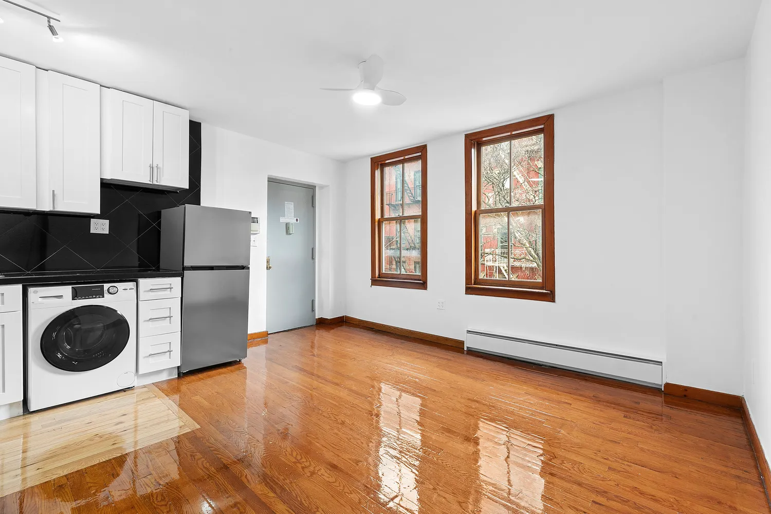 $6,250 | 267 West 4th Street, Unit 2W | West Village