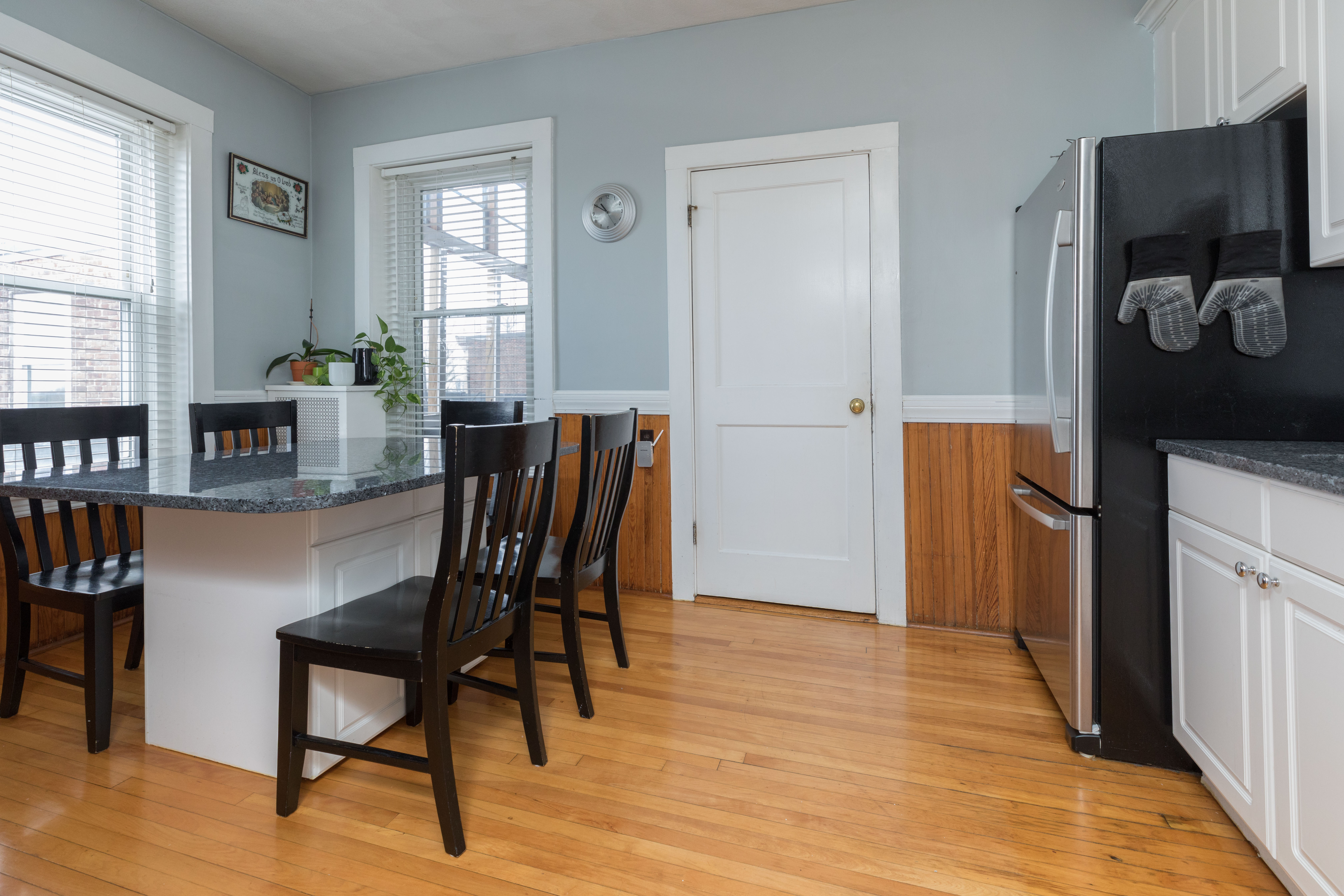 6 Claflin Road Brookline, MA 02445 - Photo 5 of 15