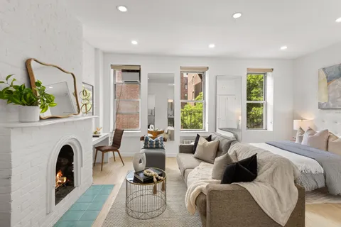 $600,000 | 237 East 12th Street, Unit 2A | East Village