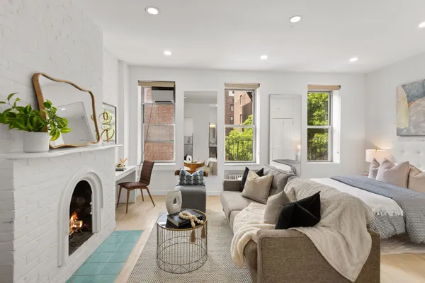 $600,000 | 237 East 12th Street, Unit 2A | East Village