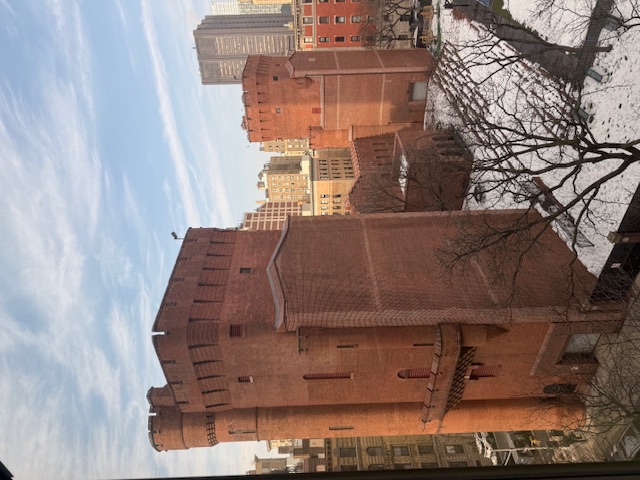 40 East 94th Street, Unit 6F Manhattan, NY 10128 - Photo 8 of 17 a view of a terrace