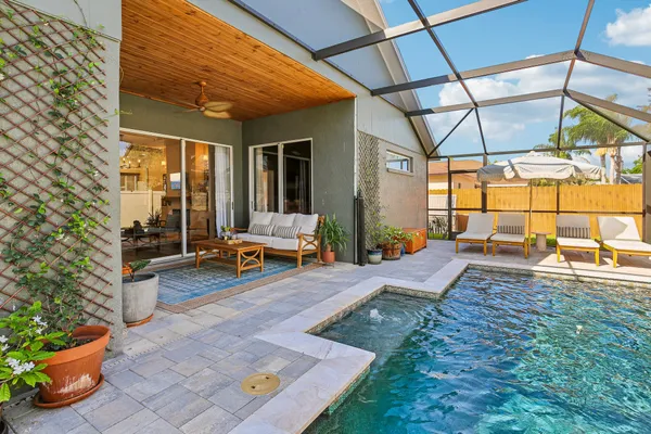 $575,000 | 19918 Ellendale Drive, Land O Lakes, FL 34638