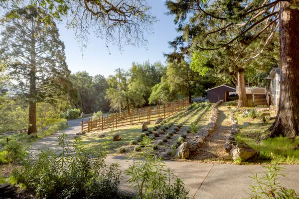 $2,195,000 | 18986 Sweet William Court, Sonoma, CA 95476